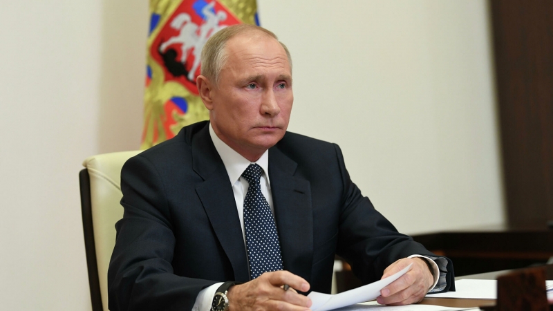 ЕАЭС приступил к формированию общих рынков нефти и газа, заявил Путин