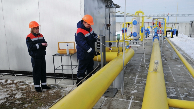 "Газпром" снизил транзит газа через Украину