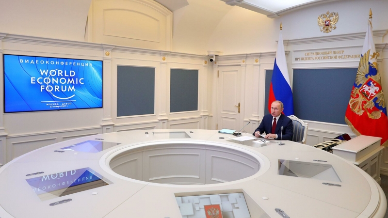 Путин заявил о намерении выстраивать стимулирующую бюджетную политику
