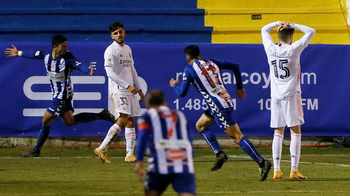 "Реал" вылетел из Кубка Испании, уступив клубу третьего дивизиона страны
