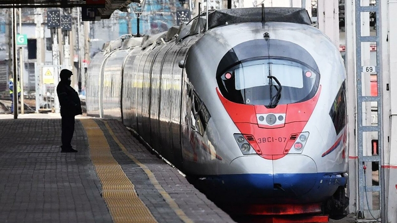 Россияне рассказали, как относятся к высокоскоростным поездам