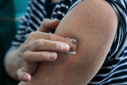 Страдающих ожирением россиян призвали вакцинироваться от коронавируса