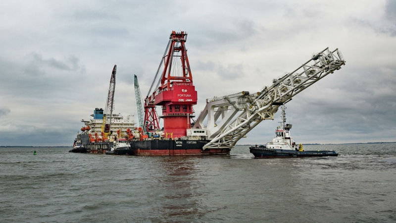"Газпром" назвал сроки завершения укладки "Северного потока — 2" в Дании