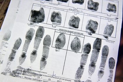 Отпечатки пальцев россиян предложили хранить до их смерти