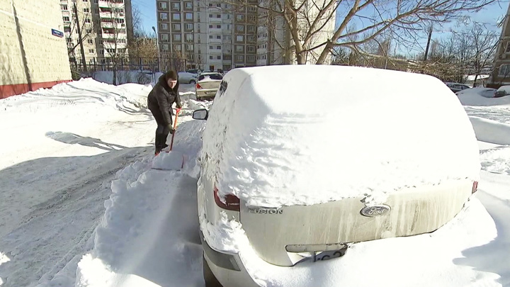 Соседям скидки: россияне стали подрабатывать "раскопщиками" автомобилей
