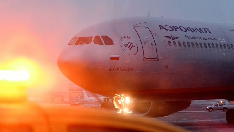 "Аэрофлот" повысил топливный сбор на рейсы по России