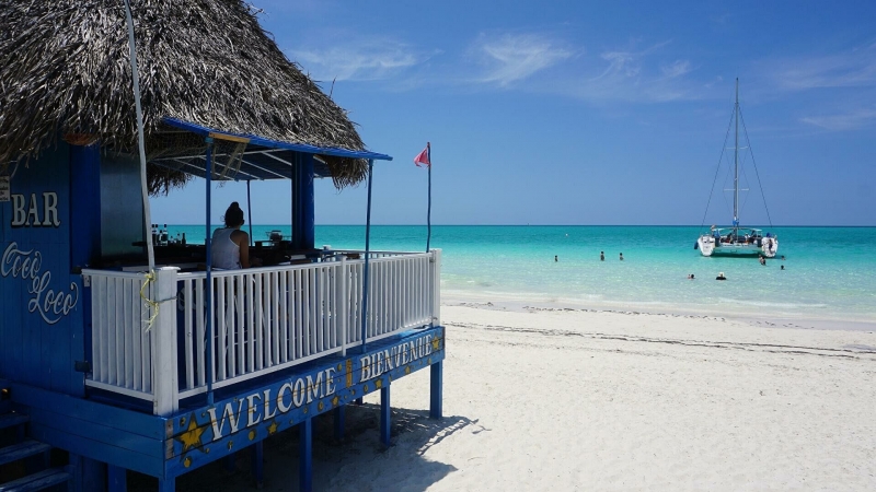 На Кубе туристам разрешили ездить на экскурсии за пределы курортов