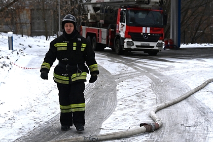 На российском заводе огнеупорных изделий загорелся склад готовой продукции