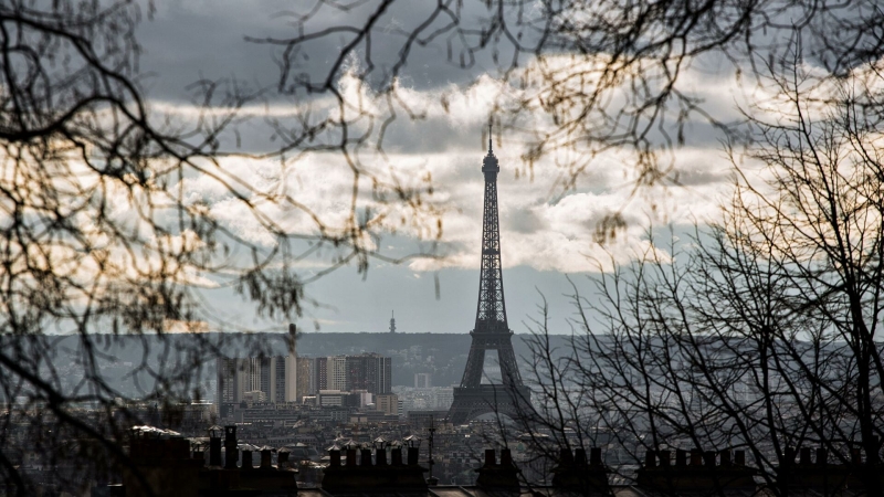 Париж и Иль-де-Франс потеряли 15,5 миллиардов евро доходов от туризма