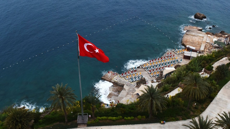 Туроператоры заявили об отказе россиян от поездок в Турцию