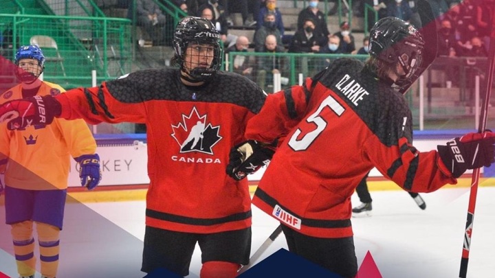 Сборная Канады стала первым финалистом юниорского чемпионата мира