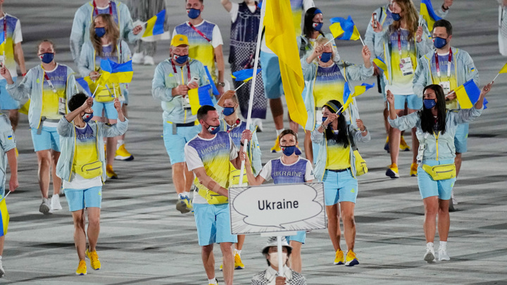 Показ выхода украинской сборной прервали из-за коммерческих обязательств