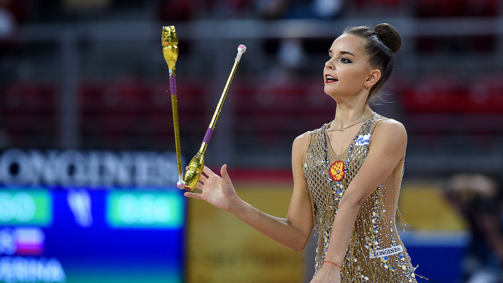 Дина Аверина – чемпионка мира в упражнениях с булавами