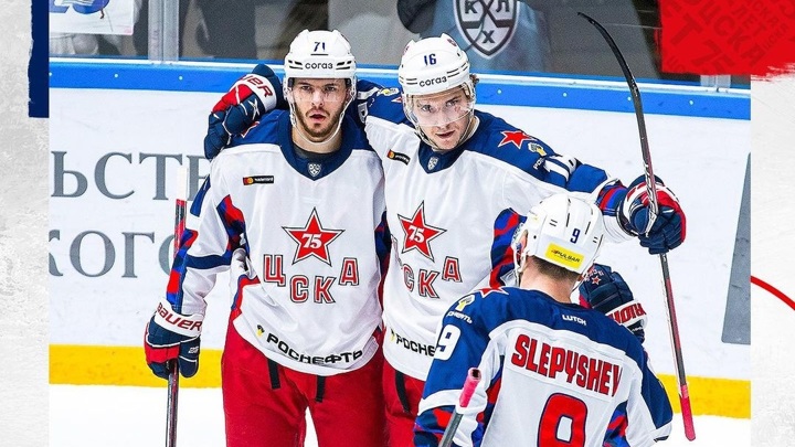 Хоккеисты ЦСКА одолели "Адмирал" во Владивостоке