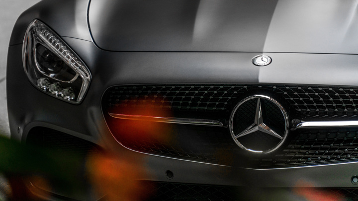 Mercedes отзывает более 800 тысяч машин из-за риска возгорания