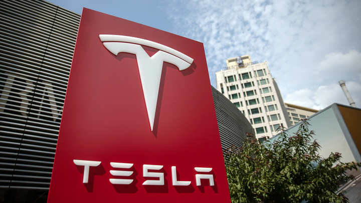 Слух: Tesla откроет свой магазин приложений в стиле App Store