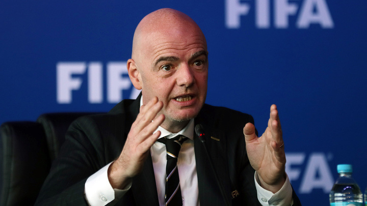 ФИФА назначила очередные выборы президента на 2023 год