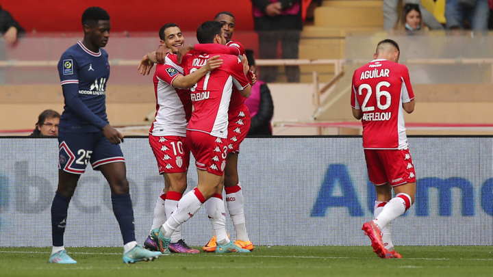 Футболисты "Монако" забили три безответных мяча в ворота "ПСЖ"