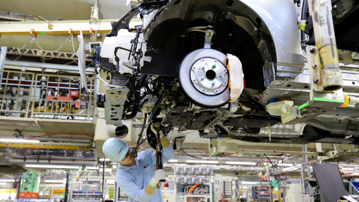 Заявление Toyota: компания не уходит из РФ и не закрывает завод