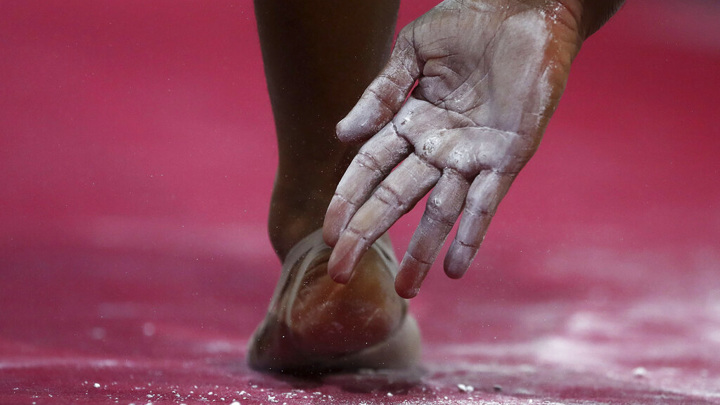 Свыше 40 гимнасток подали иски на тренеров из-за насилия
