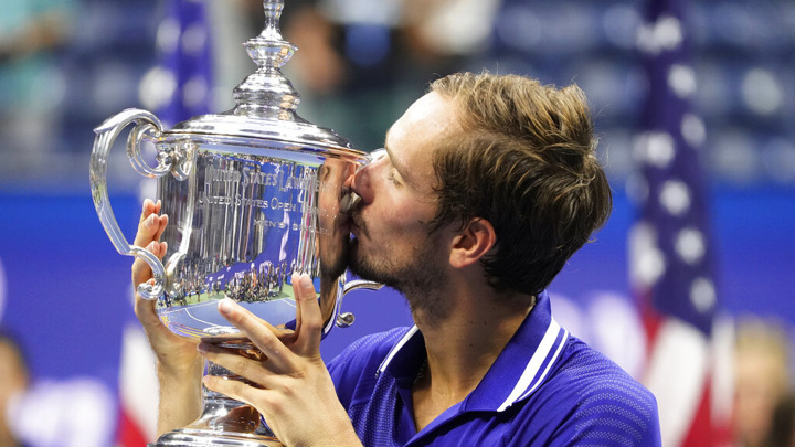 Медведев на US Open защищает титул и лидерство в АТР