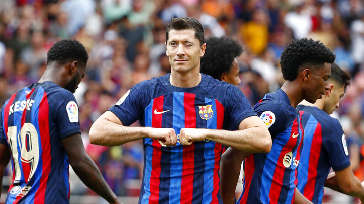 "Барселона" назвала шесть неприкасаемых футболистов