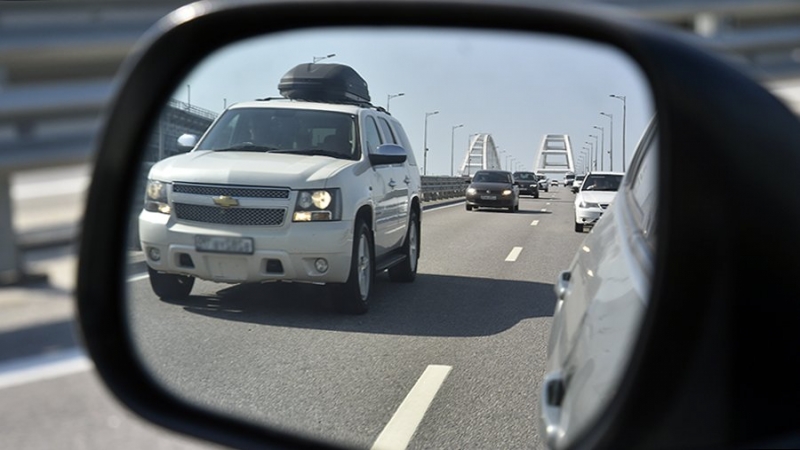 Автомобильное движение на Крымском мосту возобновили досрочно