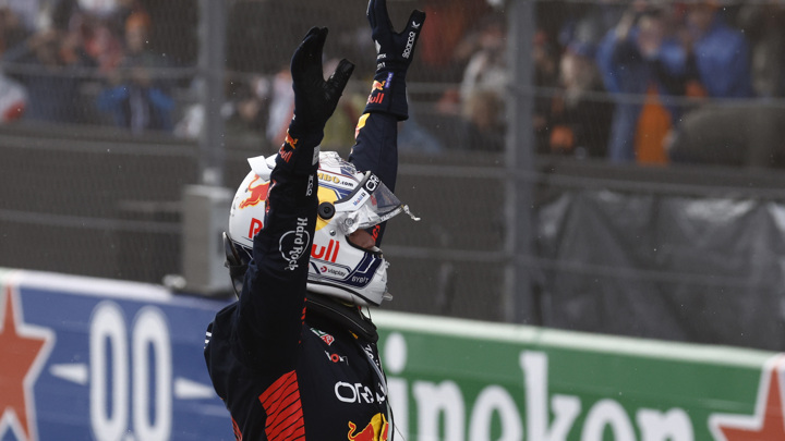 "Формула-1". Пилот Red Bull Ферстаппен выиграл Гран-при США