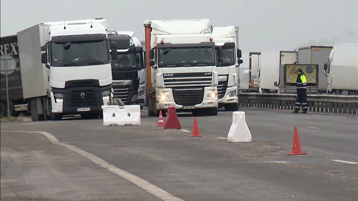 Польские перевозчики блокируют КПП на границе с Украиной