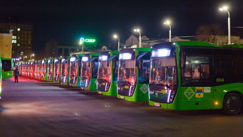 Больше 60 новых автобусов вышли на маршруты в Оренбурге