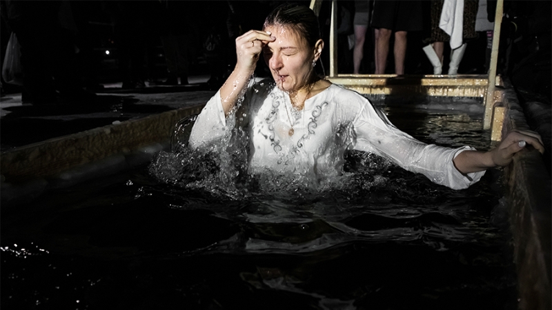 В двух городах Свердловской области запретили крещенские купания