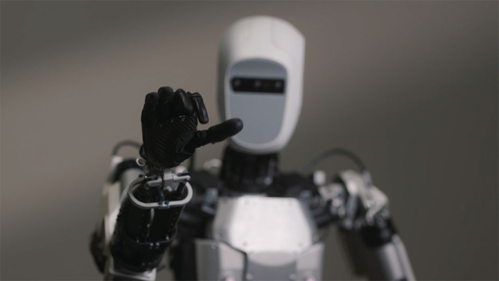 На заводах Mercedes-Benz начнут работать человекоподобные роботы