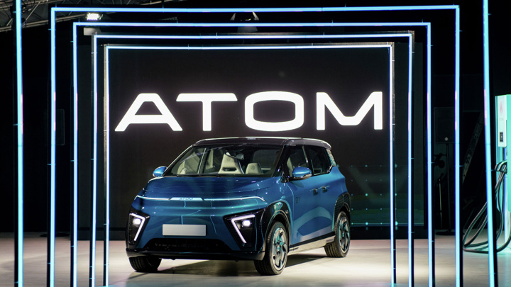 Серийное производство автомобилей "Атом" начнется в 2025 году