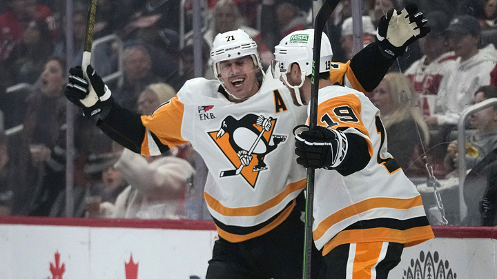 Малкин поднялся на 40-е место среди снайперов регулярных чемпионатов НХЛ - Новости на Вести.ru